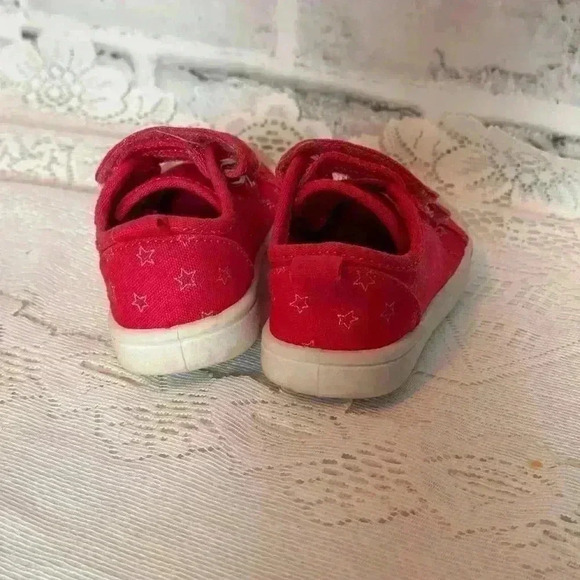 Toddler cat and‎ jack pink shoes with stars - Picture 5 of 6
